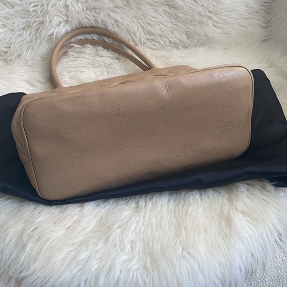 Chanel Medallion Tote - Picture 7 of 17